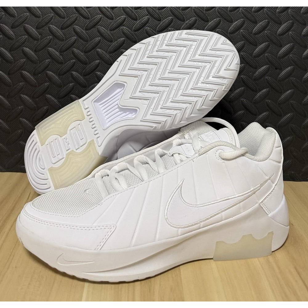 Nike LeBron Witness 9 Triple White Basketball Shoes II7520-100 Mens Size 8.5